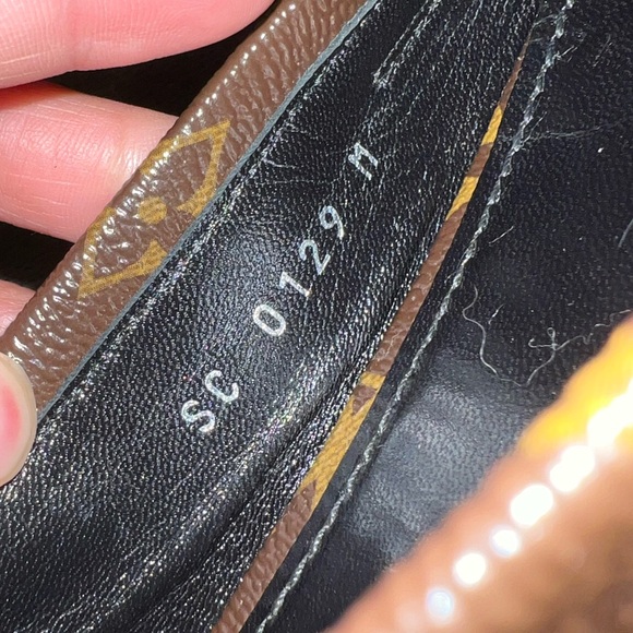 Louis Vuitton Monogram canvas Case Loafers - Picture 9 of 11